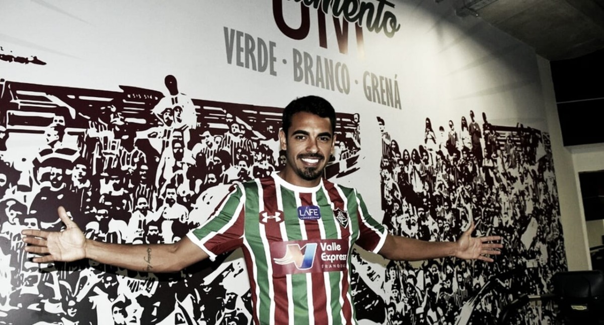 Fluminense anuncia contratação do atacante Junior Dutra: ''Oportunidade única''