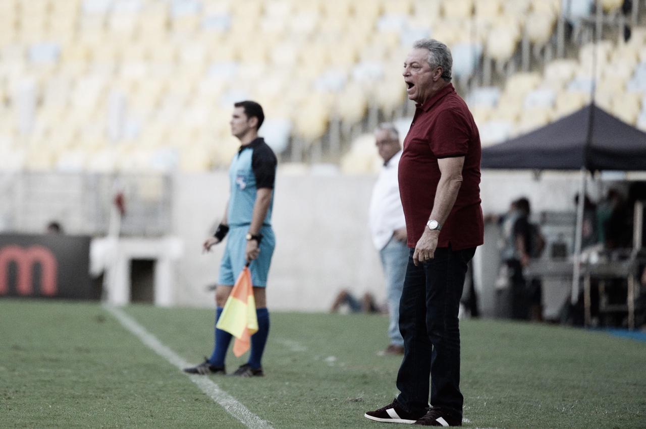 Abel elogia intensidade do Flamengo e exalta gol de Gabriel: “Tirou o peso”