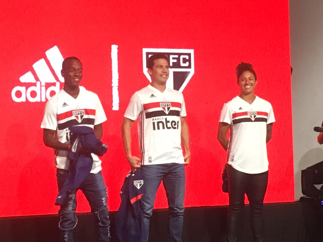São Paulo lança nova camisa com inspiração no primeiro uniforme