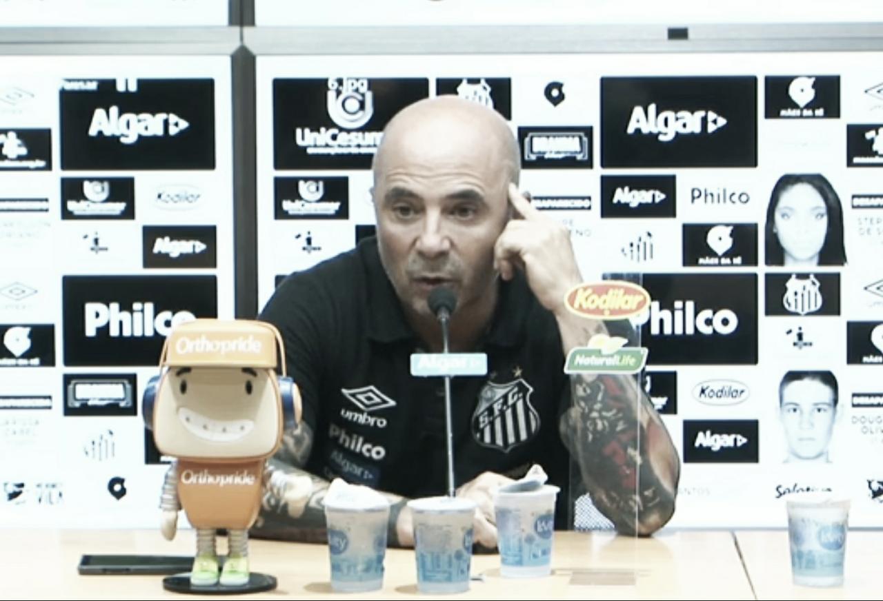 Sampaoli elogia postura ofensiva do Santos: "Temos que continuar atacando" Sampaoli elogia postura ofensiva do Santos: "Temos que continuar atacando"