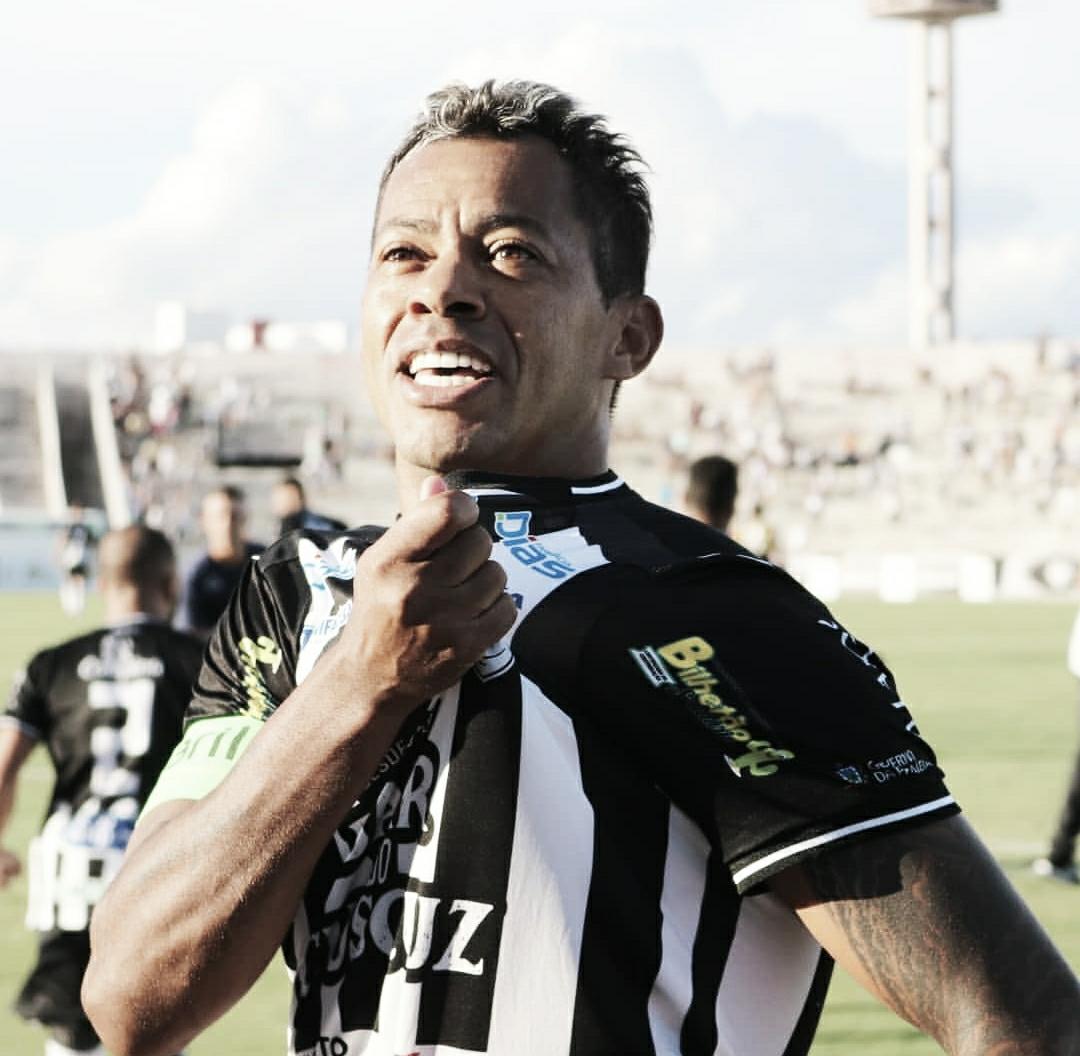 Com show de Marcelinho, Treze bate Sampaio Corrêa e conquista primeira vitória na Série C Com show de Marcelinho, Treze bate Sampaio Corrêa e conquista primeira vitória na Série C