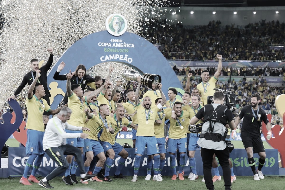 Daniel Alves craque e Gareca melhor técnico: confira Seleção VAVEL da Copa América
