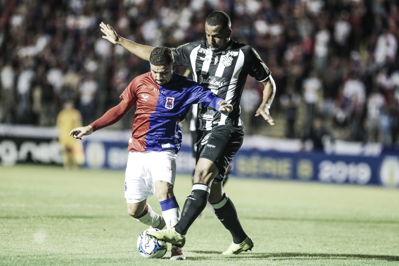 Figueirense bate Paraná fora de casa e aumenta chances de deixar a zona de rebaixamento Figueirense bate Paraná fora de casa e aumenta chances de deixar a zona de rebaixamento
