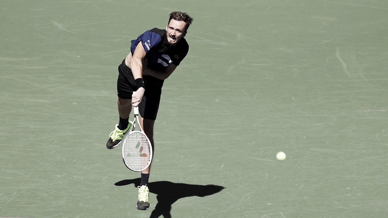 Atual vice-campeão, Medvedev passa fácil por Wolf e avança às oitavas no US Open