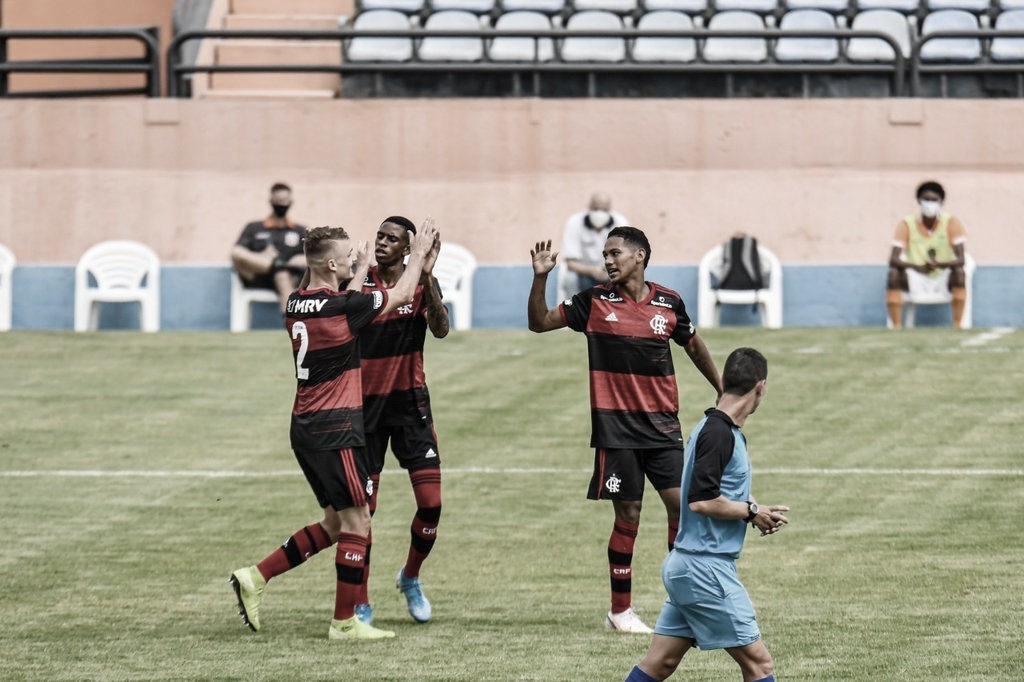 Em retorno do Cariocão sub-20, Flamengo vence o Nova Iguaçu