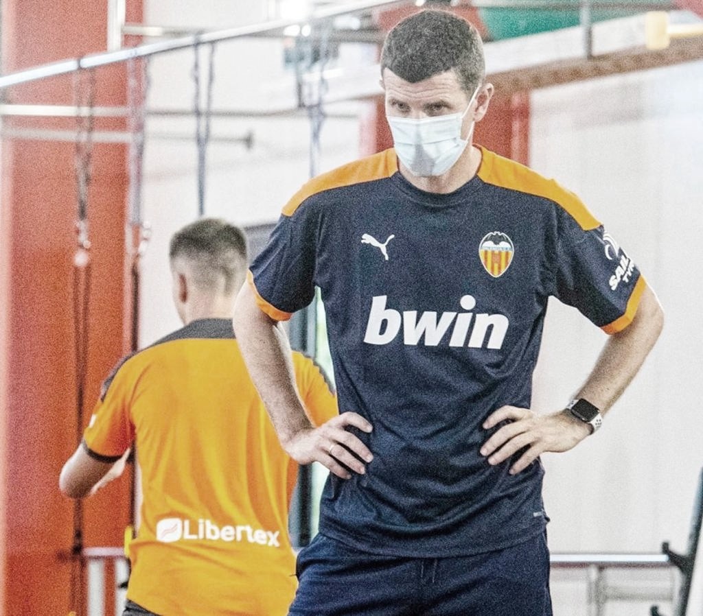 Meriton hace historia con el Valencia firmando el peor mercado de fichajes de los últimos 20 años Meriton hace historia con el Valencia firmando el peor mercado de fichajes de los últimos 20 años