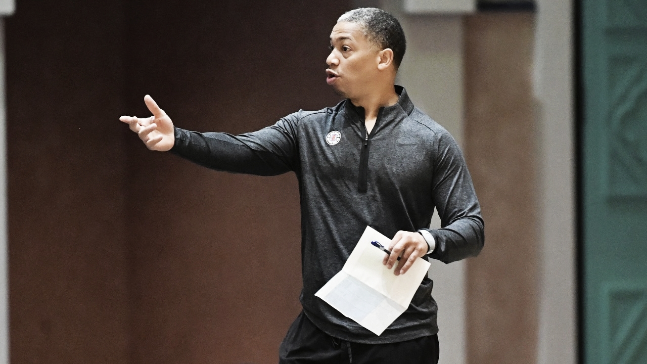 Los Angeles Clippers promove Ty Lue para técnico principal da equipe Los Angeles Clippers promove Ty Lue para técnico principal da equipe