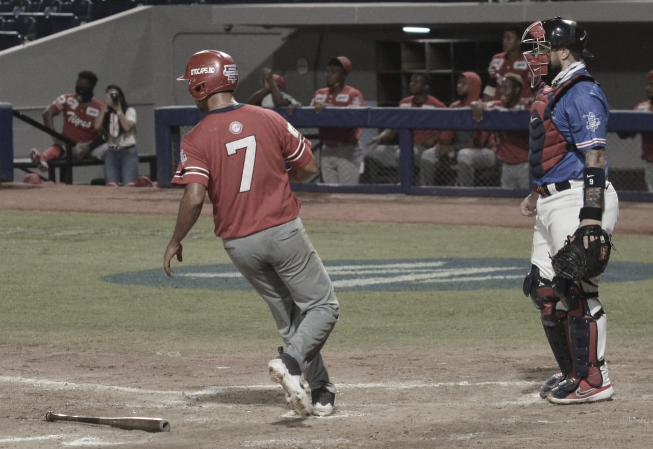 Los Tigres vencieron de nuevo a los Caimanes y retoman el liderato del round robin Los Tigres vencieron de nuevo a los Caimanes y retoman el liderato del round robin