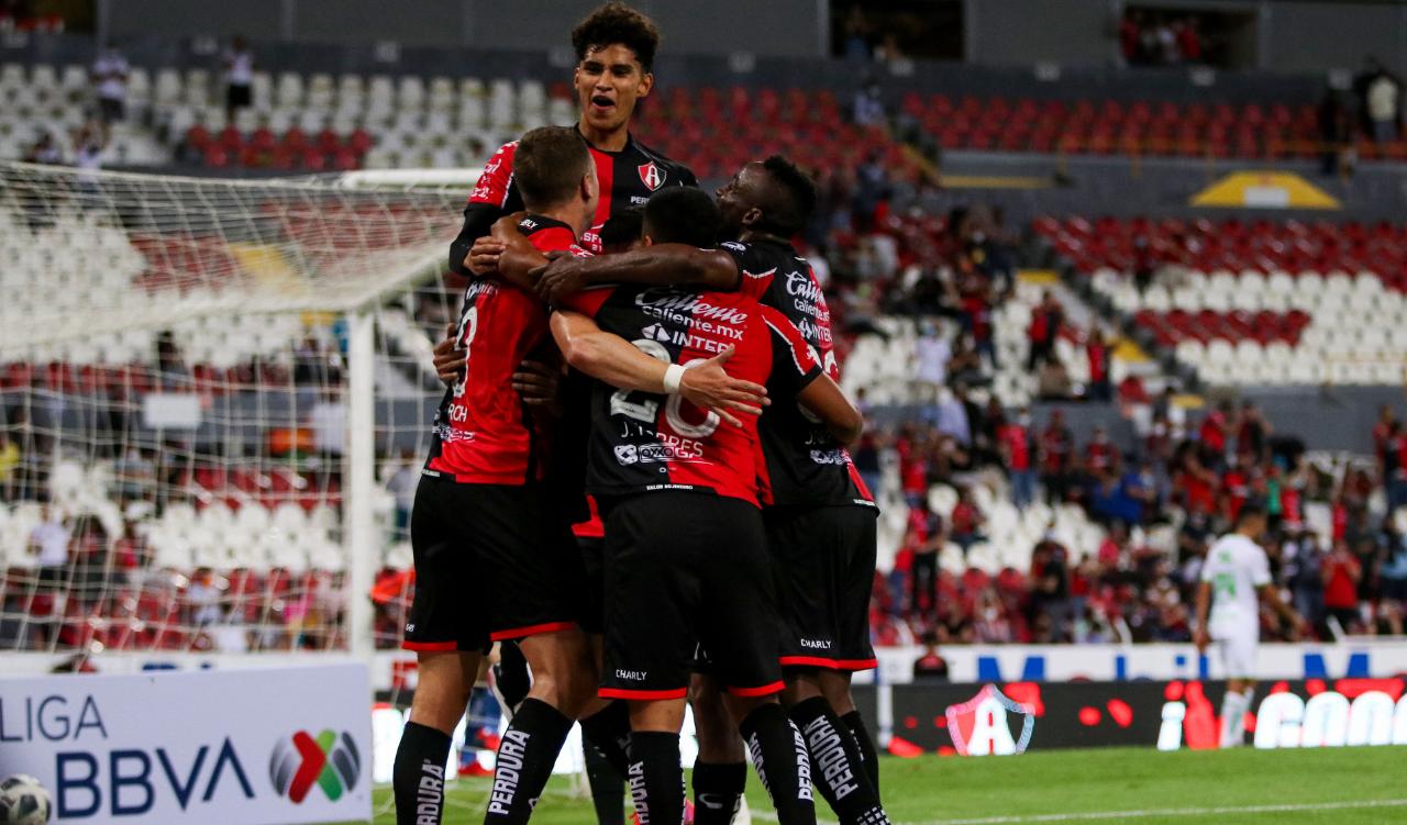 Atlas triunfa por primera ocasión en el Apertura 2021