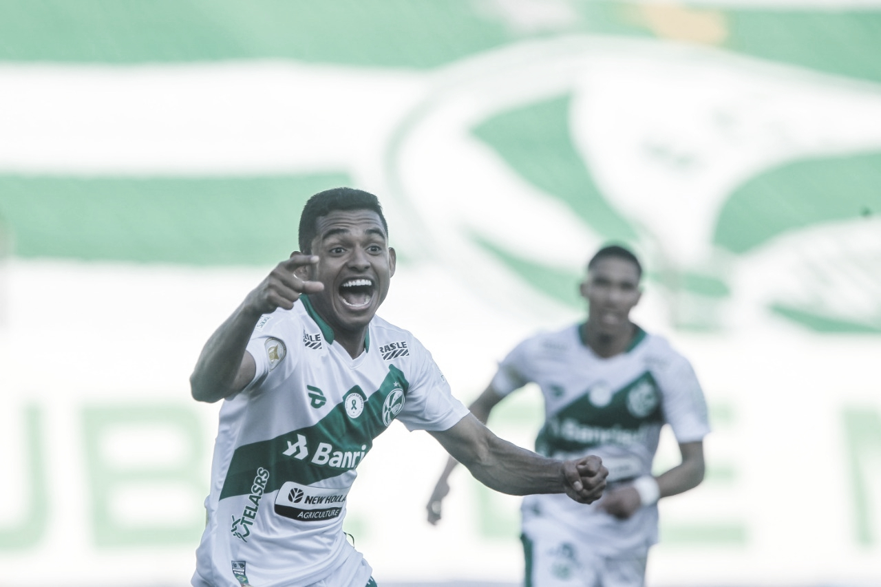 Dawhan comemora primeiro gol pelo Juventude e vitória sobre Santos
