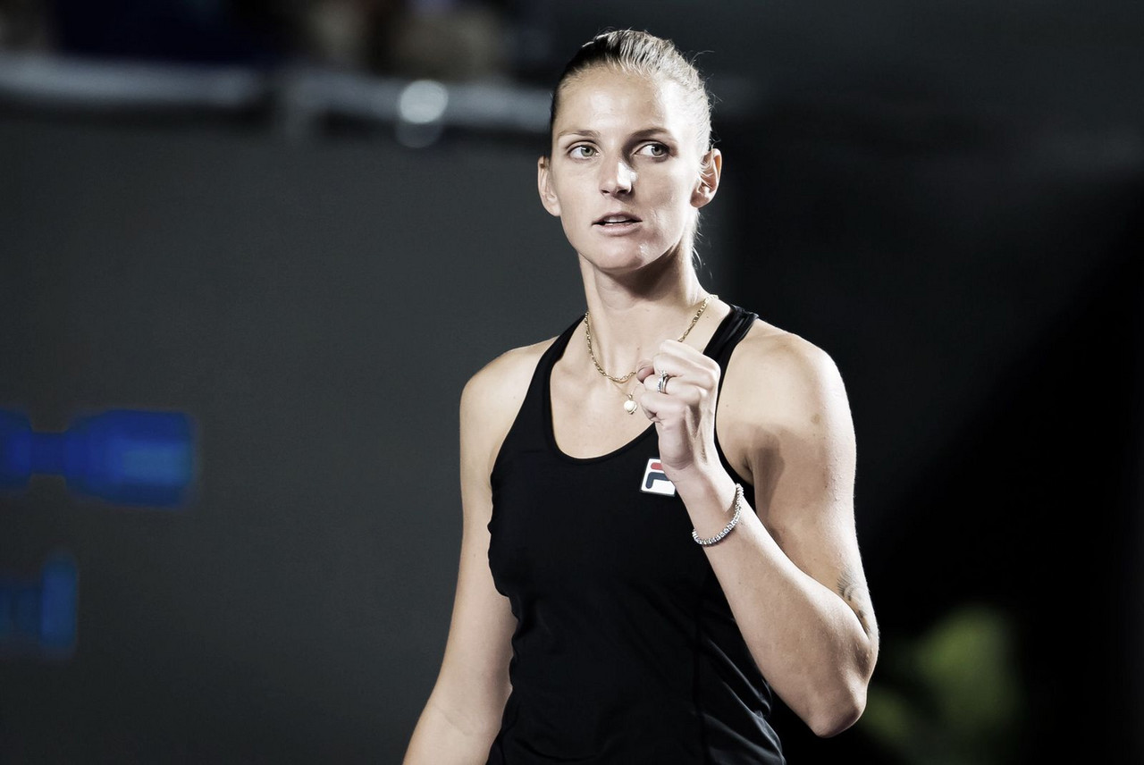 Pliskova supera jogaço contra Muguruza e estreia com vitória no WTA Finals