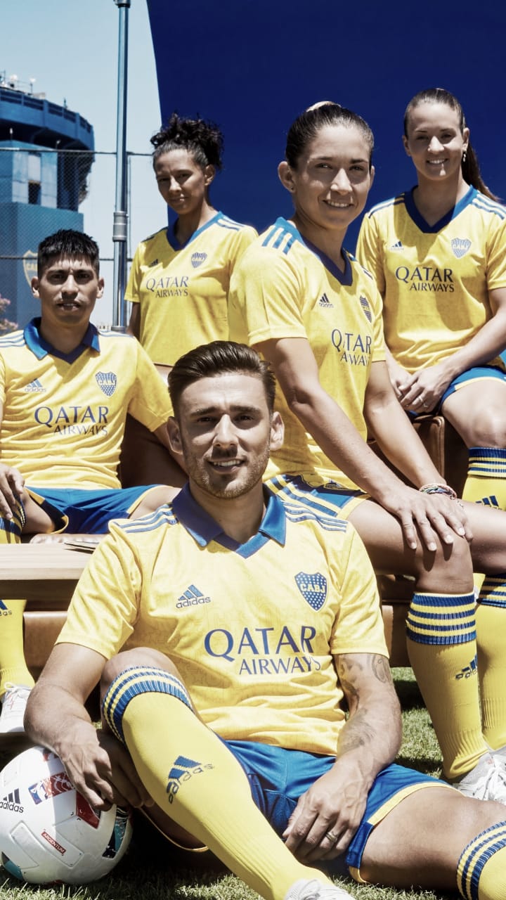 Boca Juniors
presentó su nueva camiseta
