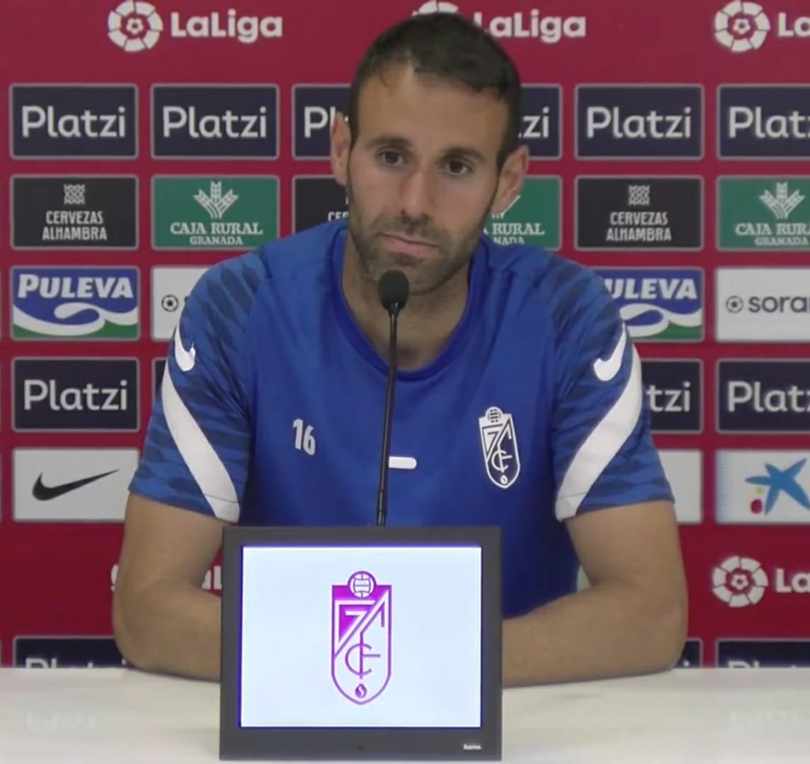 Víctor Díaz: "El primer error es comenzar mirando a otros partidos" Víctor Díaz: "El primer error es comenzar mirando a otros partidos"