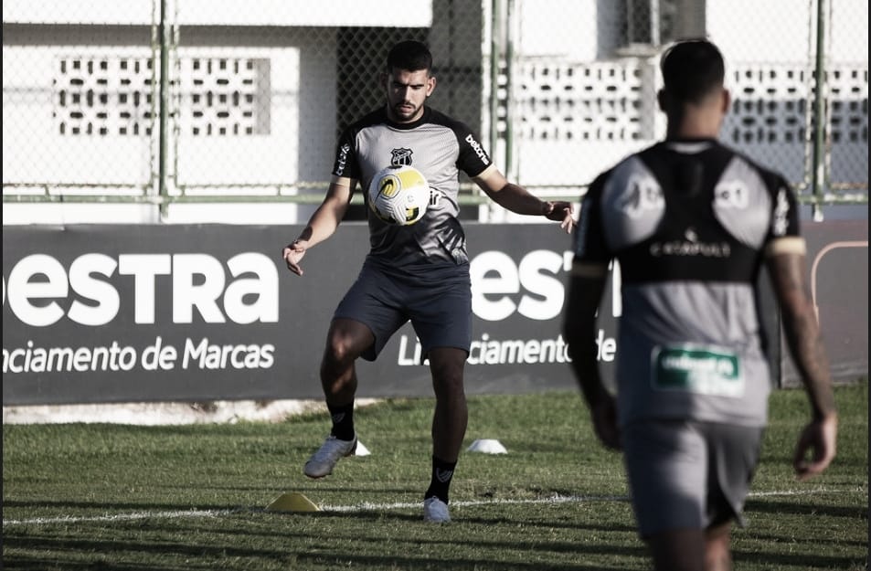 Ceará enfrenta Corinthians em busca da primeira vitória em casa no Brasileirão
