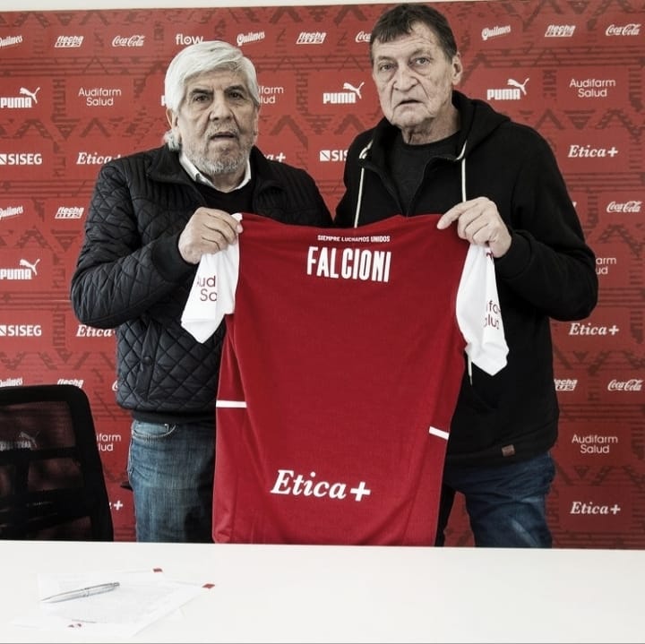 Julio César Falcioni tendrá su tercer ciclo como entrenador de Independiente