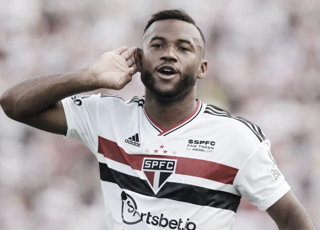 Com direito a golaço de Luan, São Paulo vence Botafogo-SP de virada