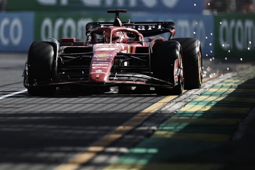 Ferrari conquista dobradinha no segundo treino livre na Austrália; Hamilton lamenta desempenho abaixo do esperado