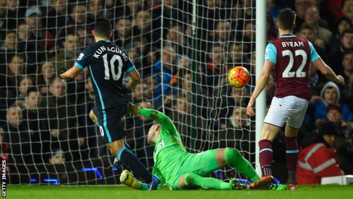 Frena il City, solo 2-2 in casa del West Ham: Aguero salva nel finale