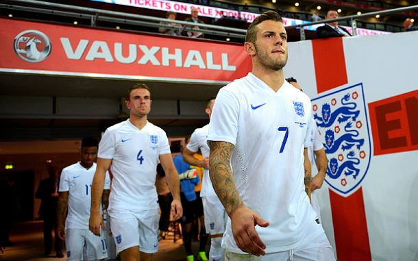 Wilshere looks for inspiration as team meetings become commonplace in new England set up