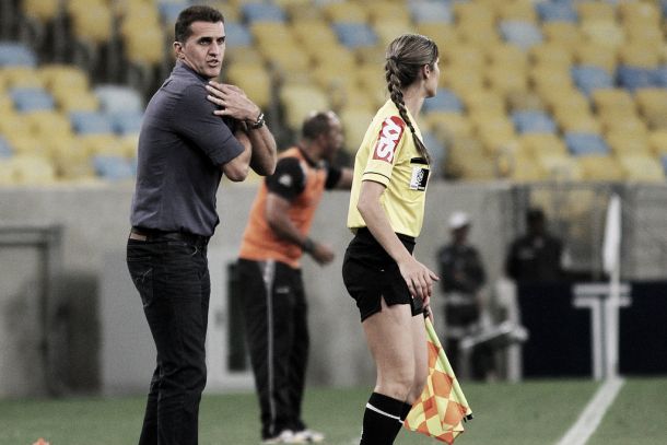 Mancini detona primeiro tempo do Botafogo contra o Ceará: ''Muita coisa errada"