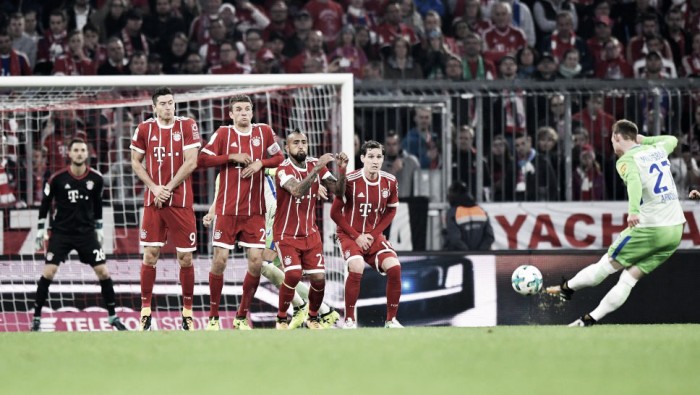 Ulreich falha, Wolfsburg reage e busca empate contra Bayern na Allianz Arena