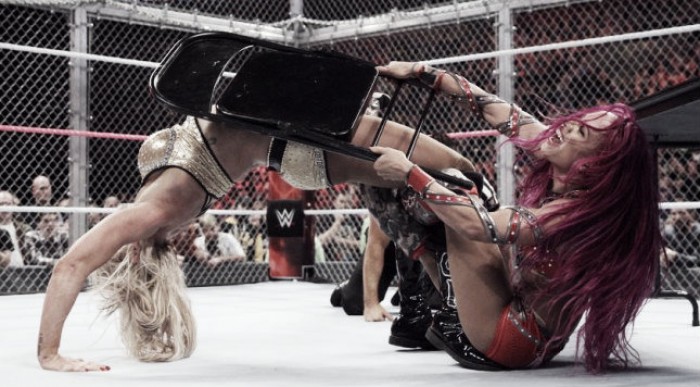 WWE 'Held-Back' Sasha Banks, Charlotte at Hell in a Cell?