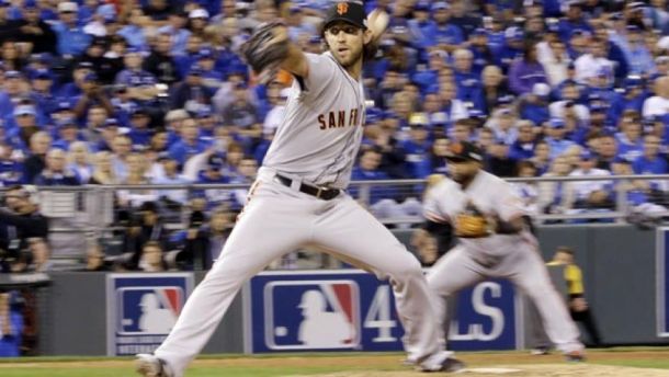 Madison Bumgarner Leads Giants In Game 1; Defeat Royals 7-1