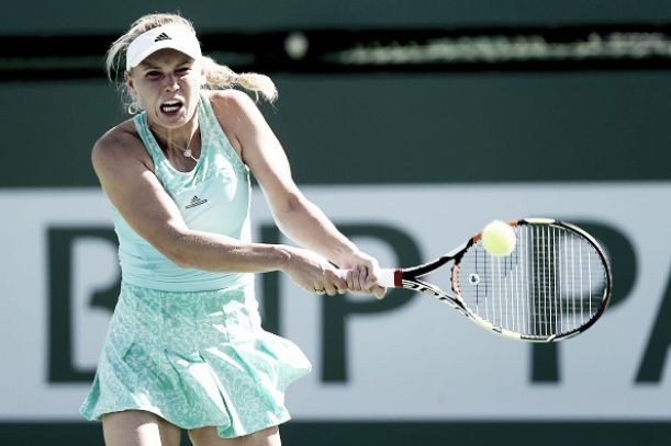 Wozniacki y Venus cumplen con los pronósticos