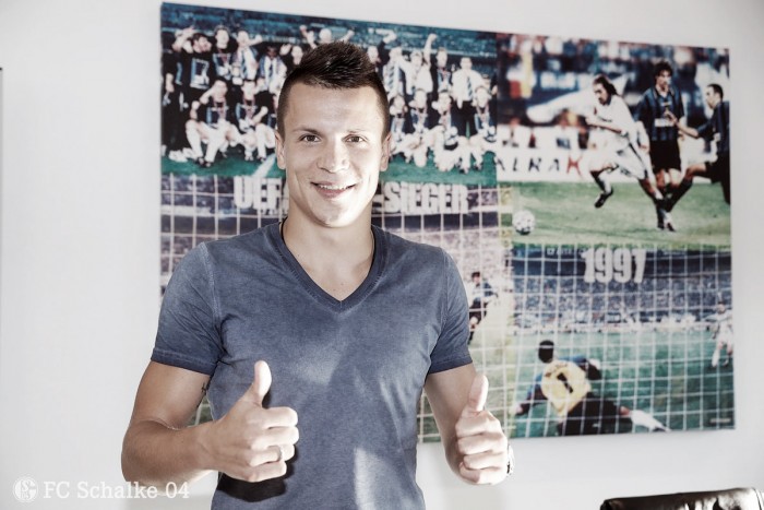 Schalke 04 anuncia Yevhen Konoplyanka por empréstimo de uma temporada junto ao Sevilla