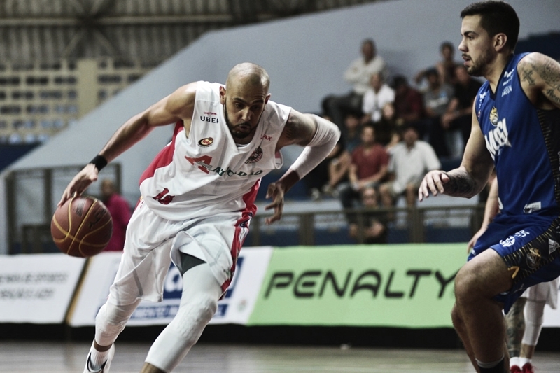 Basket Osasco anuncia renovação do contrato do ala-pivô Ygor Basket Osasco anuncia renovação do contrato do ala-pivô Ygor