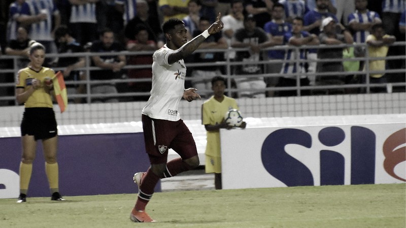Yony González volta a marcar, Fluminense vence CSA e sai do Z-4