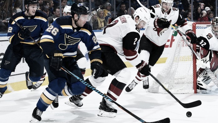 Arizona Coyotes thump St. Louis Blues