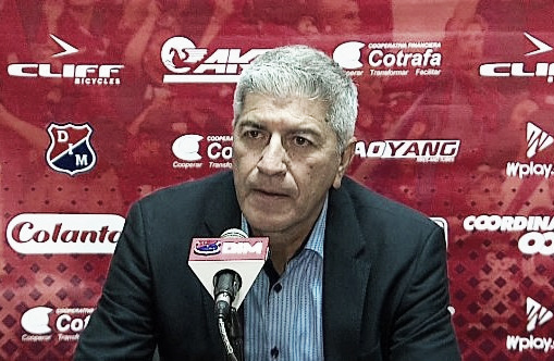 Octavio Zambrano: "No podemos pensar ni en Santa Fe ni en Tolima, esto no ha
terminado" Octavio Zambrano: "No podemos pensar ni en Santa Fe ni en Tolima, esto no ha
terminado"