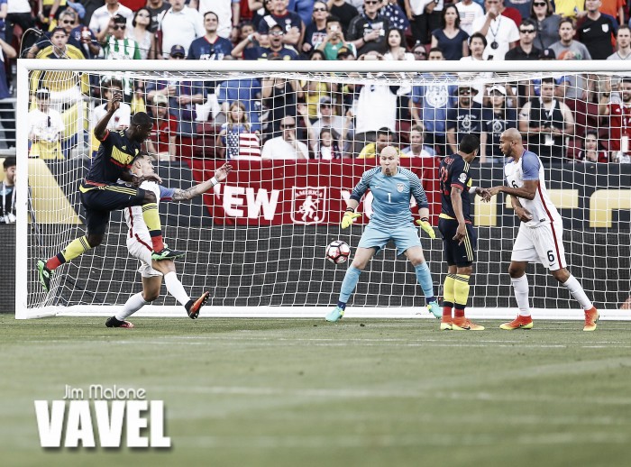 Copa America Centenario: Cristian Zapata, James Rodriguez score in comfortable 2-0 victory for visitors