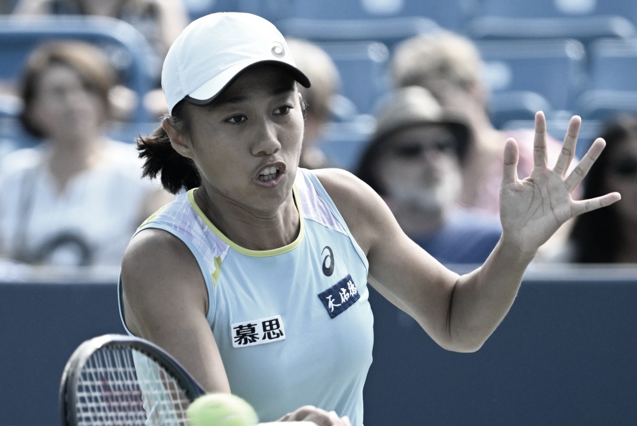 Osaka joga mal e cai para Zhang na estreia do WTA 1000 de Cincinnati