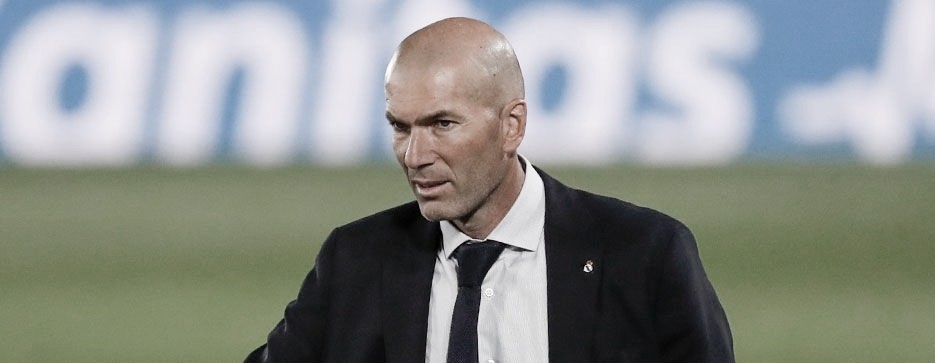 Zidane
elogia domínio contínuo do Real Madrid em vitória sobre Valencia 