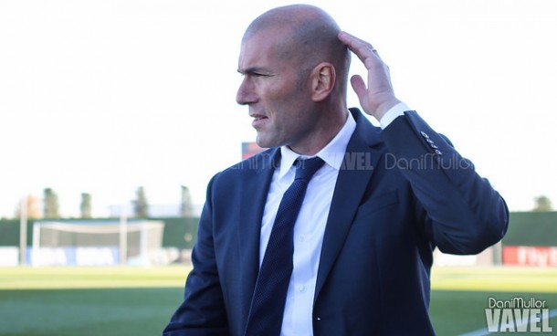 Zidane: "Estoy con el Castilla y pienso solo en este equipo"