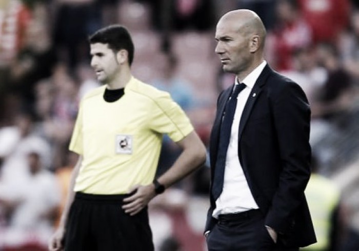Zidane nega pensar em doblete e lembra faltar ainda três "finais" para título da Liga