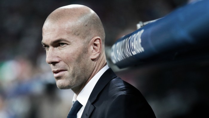 Real Madrid-Napoli, Zidane avverte: "Al ritorno ci sarà da soffrire"