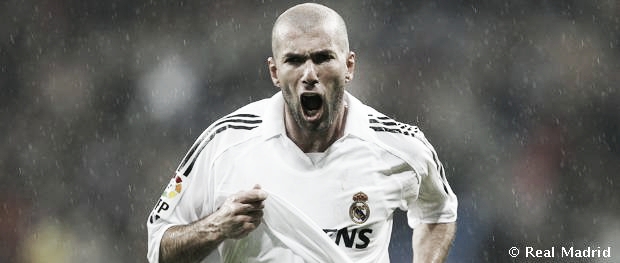 La situación actual de Zidane que ya vivió como jugador en 2002