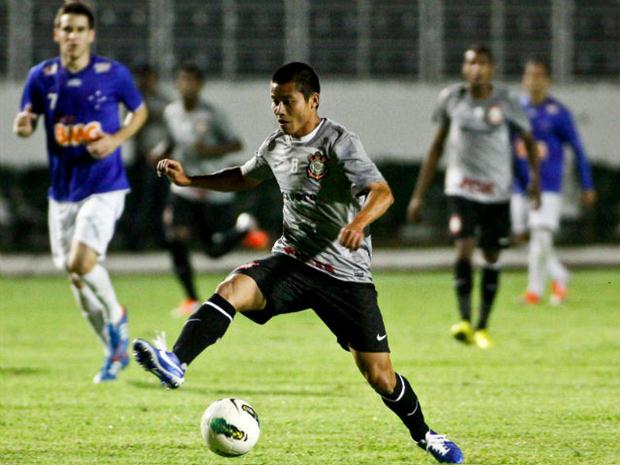 Sem Paulinho e Guerrero, Corinthians visita Cruzeiro em Sete Lagoas Sem Paulinho e Guerrero, Corinthians visita Cruzeiro em Sete Lagoas