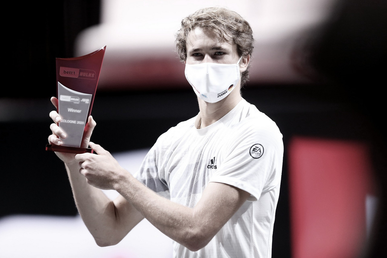 Zverev domina Schwartzman e vence mais um título em Colônia Zverev domina Schwartzman e vence mais um título em Colônia